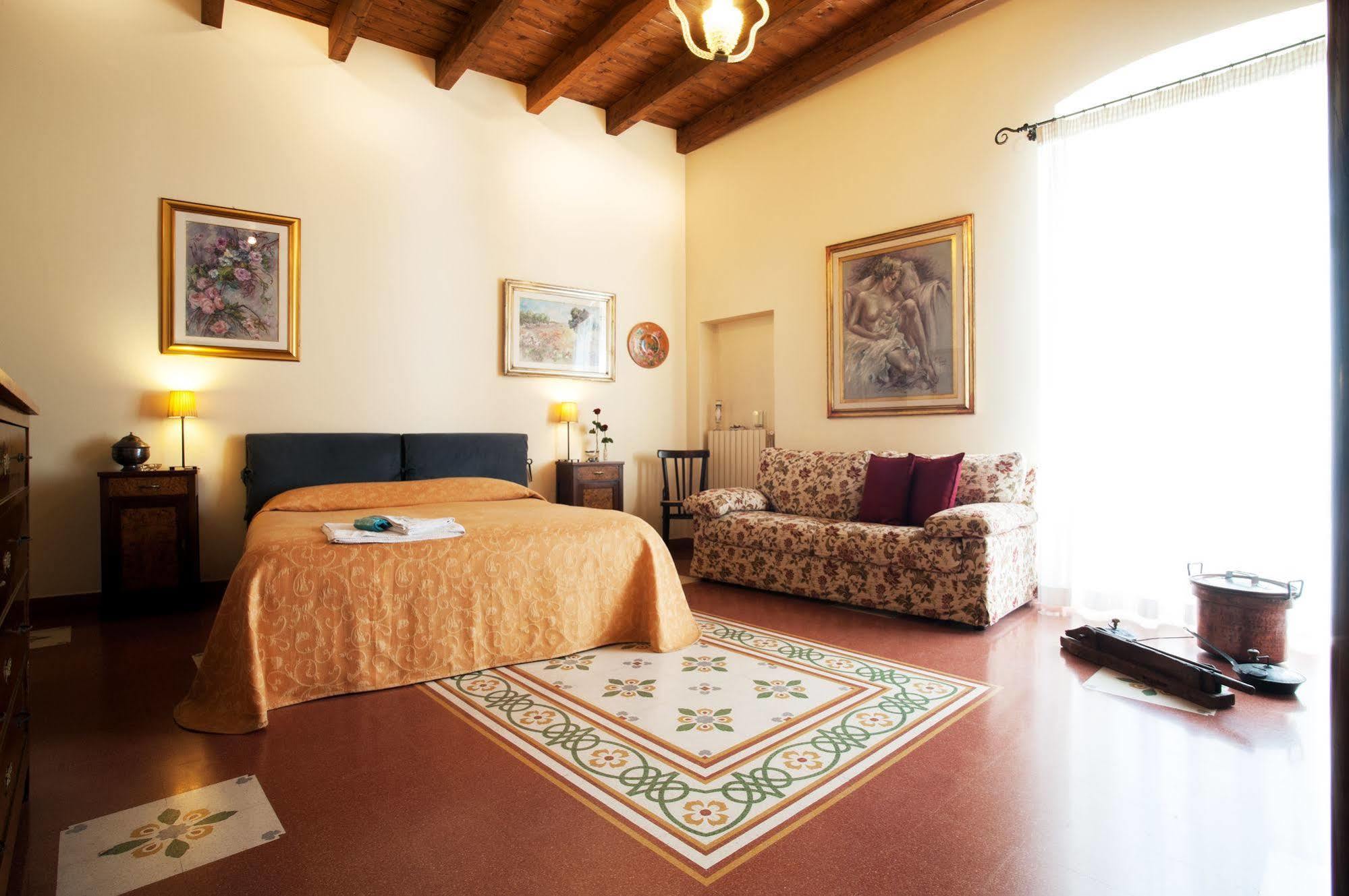 Vinslounge Suite Barletta Kültér fotó